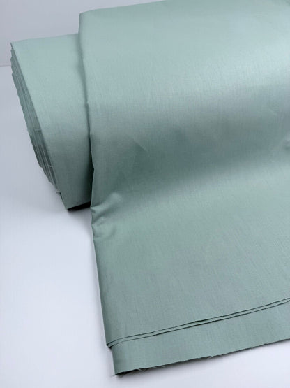 %100 Pamuk Mint Yeşili Düz Kumaş – Nevresimlik Elbiselik Çok Amaçlı (En 240 cm)